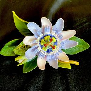 Lenox Ceramic Passionfruit Flower Decor